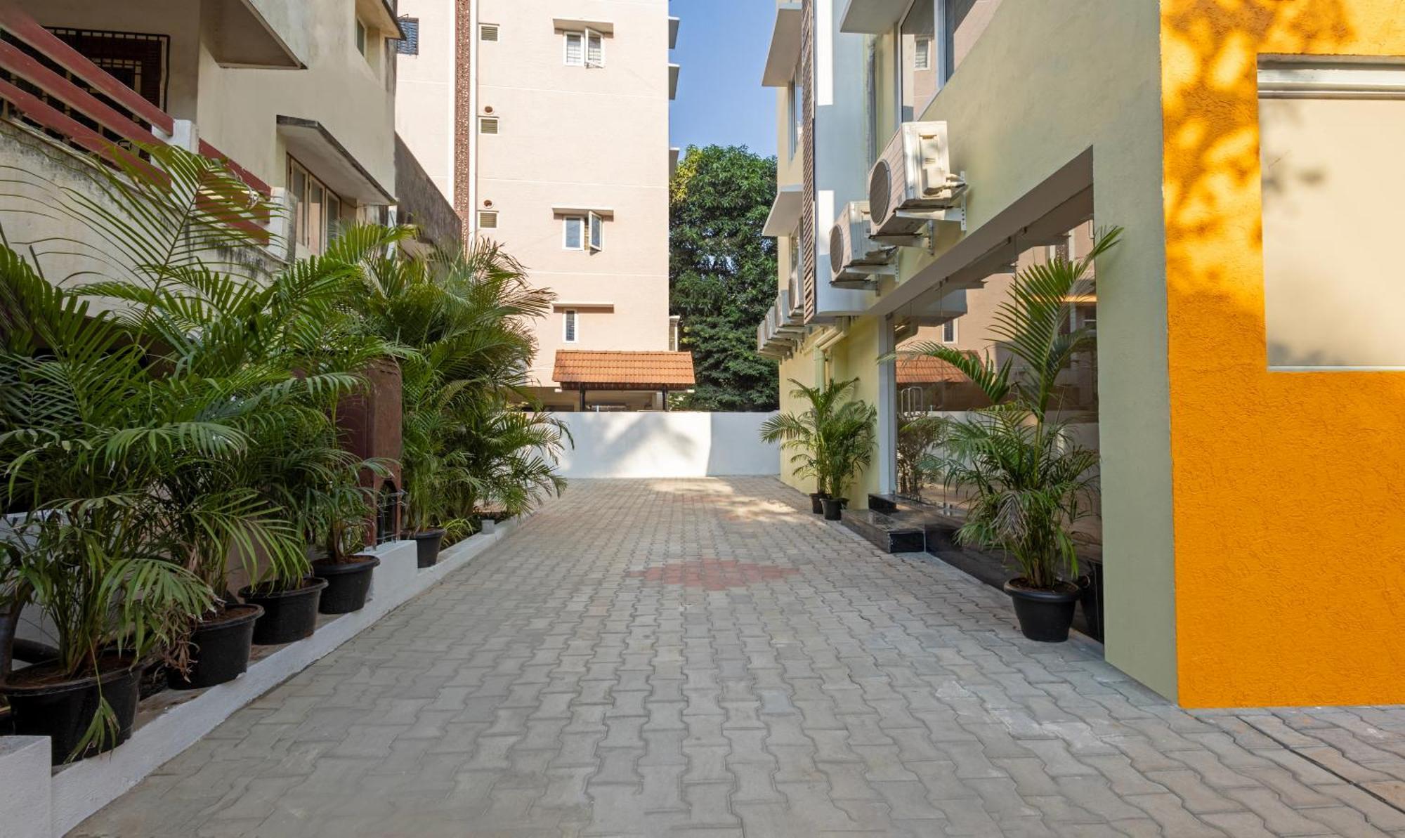 Treebo Premium Vapr Ashok Nagar Chennai Exterior foto